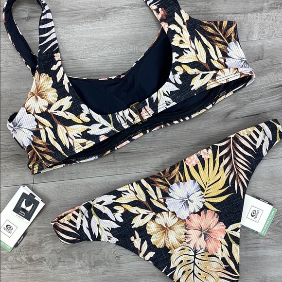 ☀️RIP CURL☀️ PARADISE CALLING UP TO A D-DD PARADISE CALLING CHEEKY BIKINI - Picture 10 of 16